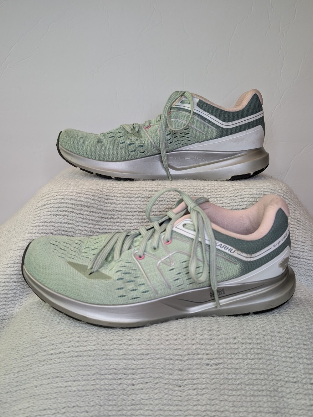 Karhu Women's Synchron Ortix Running Shoes Mint Green 7